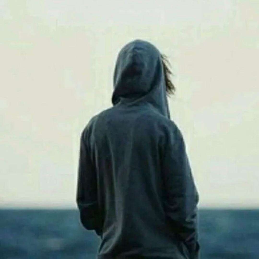 ＊