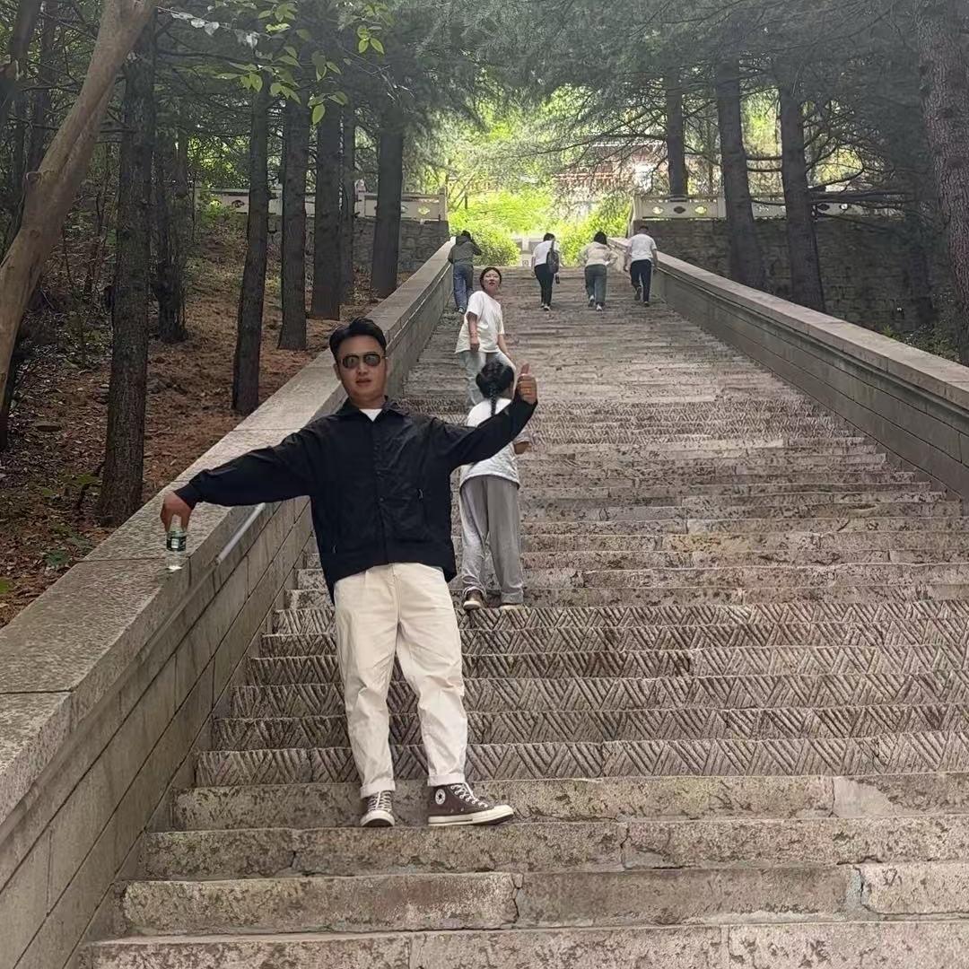 新华驾校刘温柔