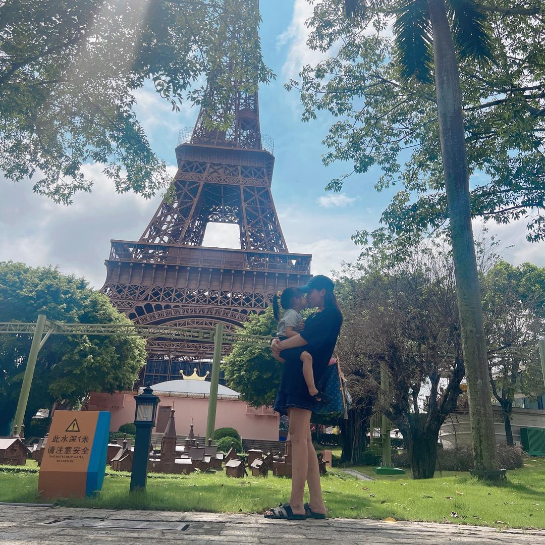 @吴小 倩。