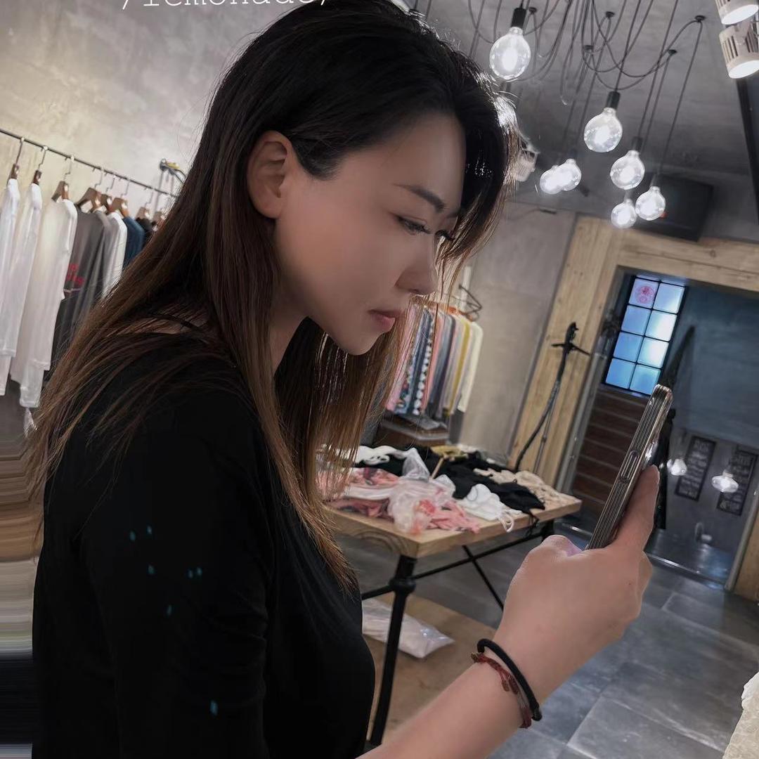 是琳琳吖