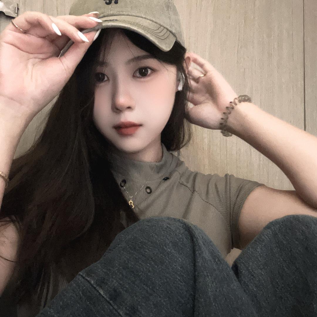 子怡.