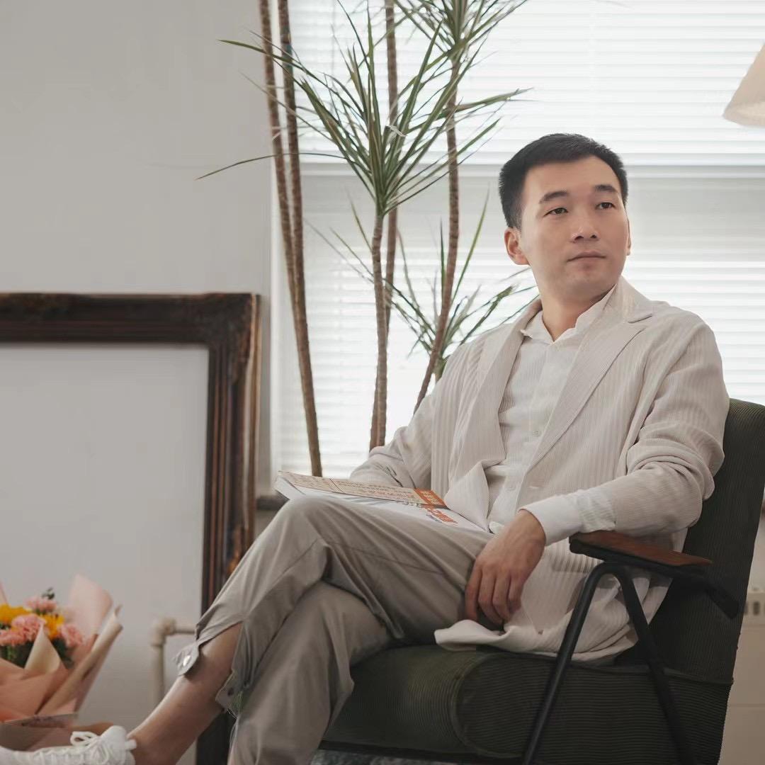 教画画的杨将