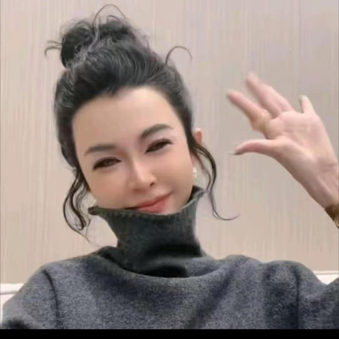 潘依绣【时尚穿搭】