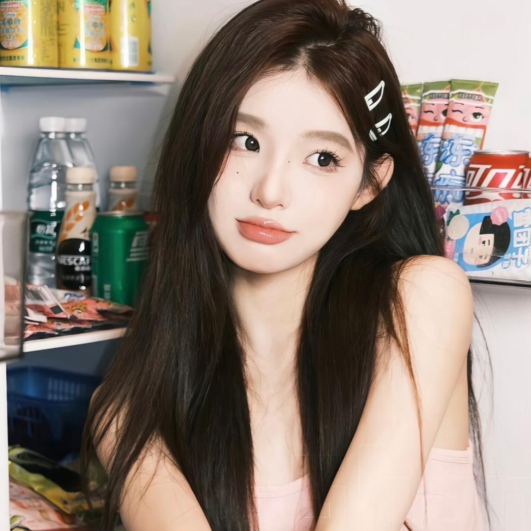 小璟姓贾.