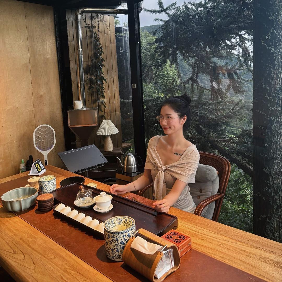 趁月色小酌