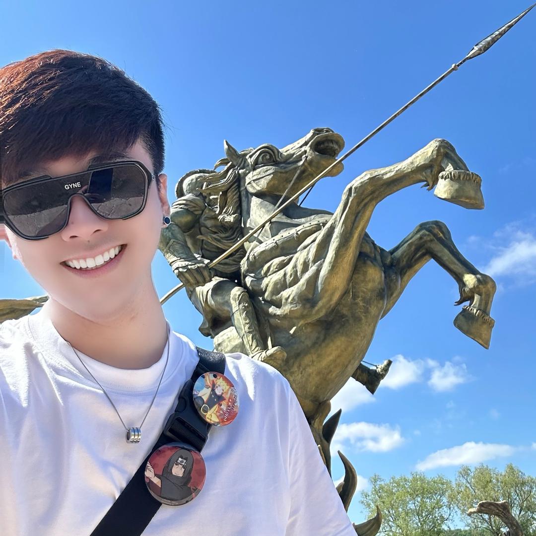 女神·发型设计工作室    小凡