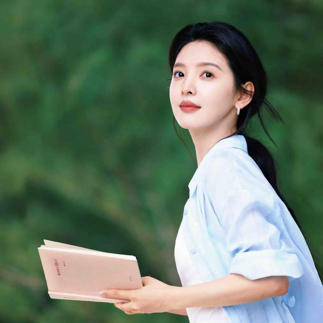 爱看书的小暖姐