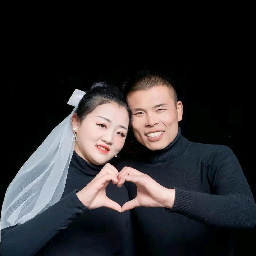 李岗老婆