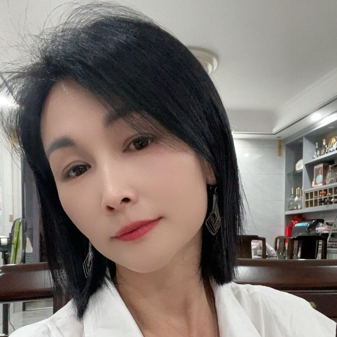 陆丰甲子：林姐。