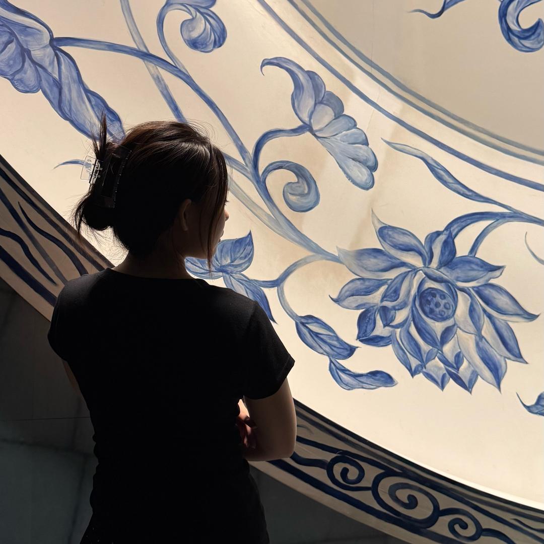 就你吃不饱睡不够