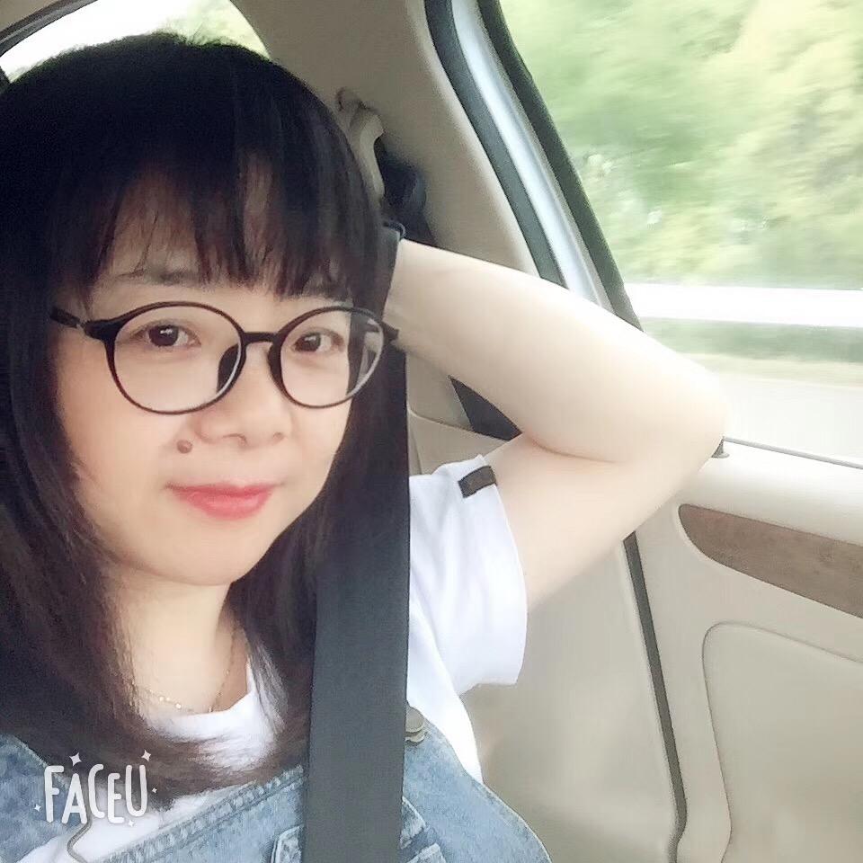 华卫琴