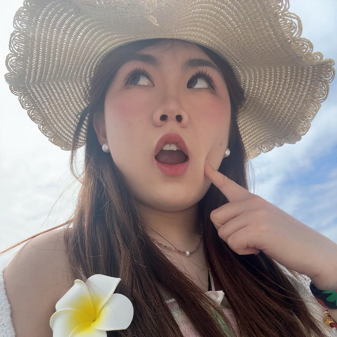 张怡婧ᥫᩣᰔᩚ