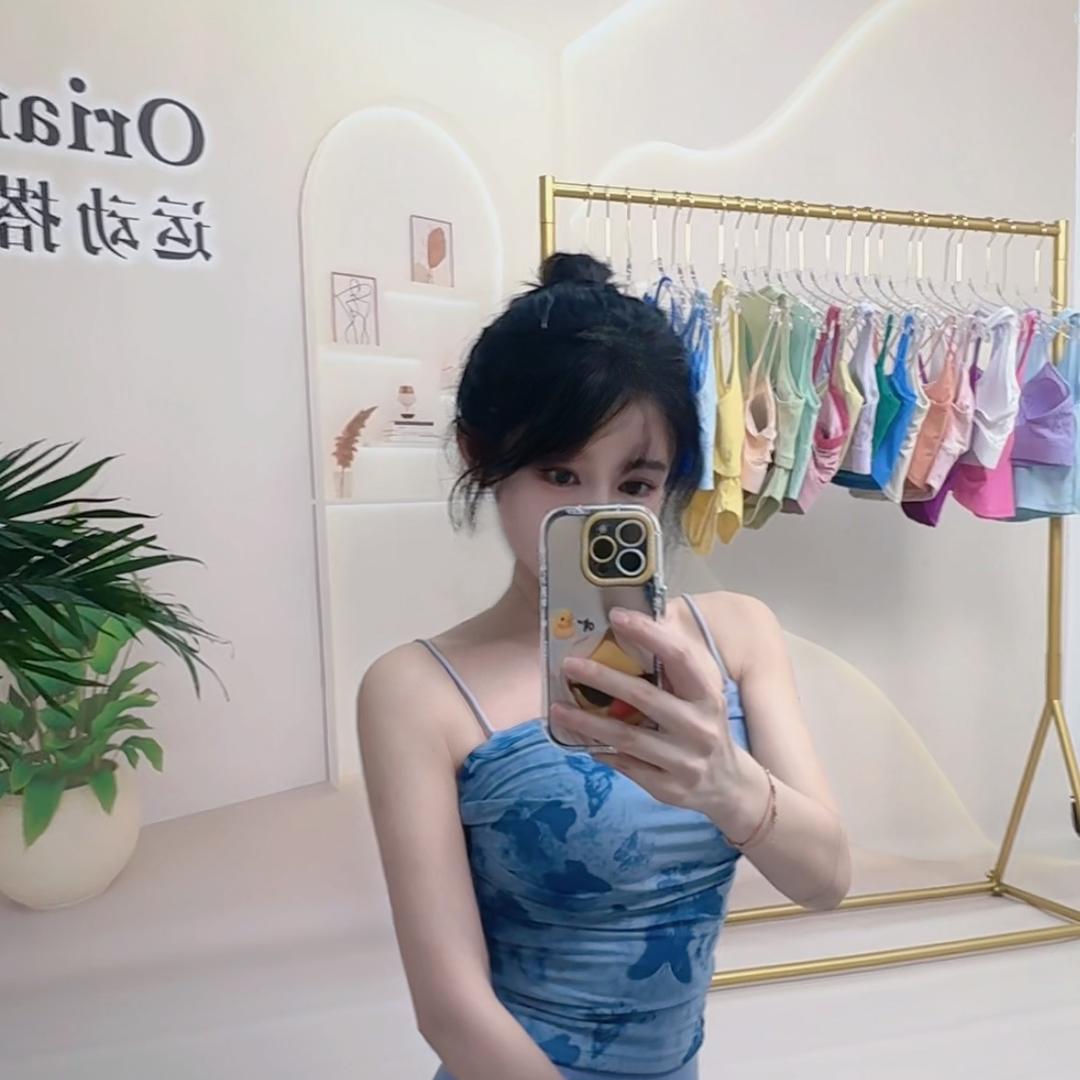 巧昔健身运动穿搭