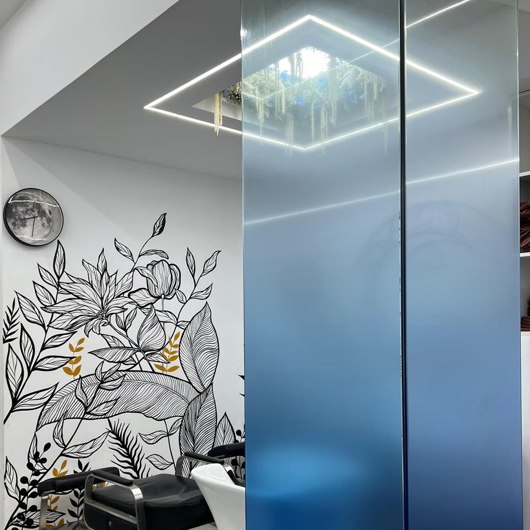 常熟市海虞镇凡廊烫染店