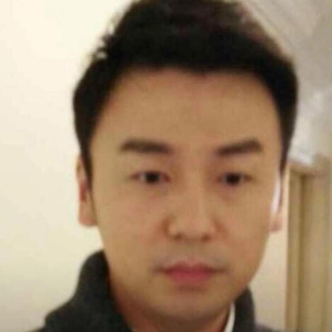 一朵风中摇曳的平儿爸