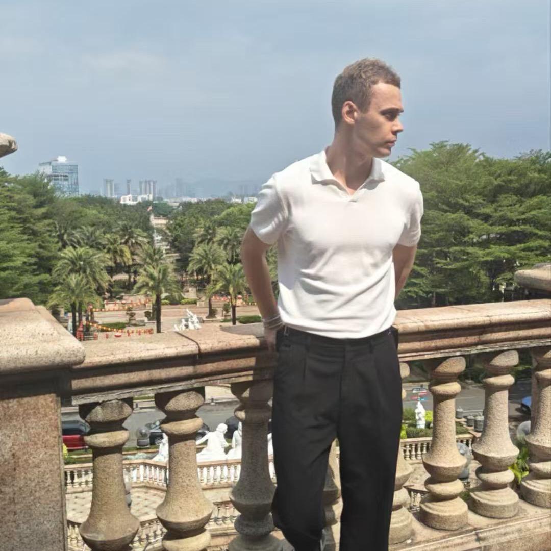 Evgenii-中俄物流