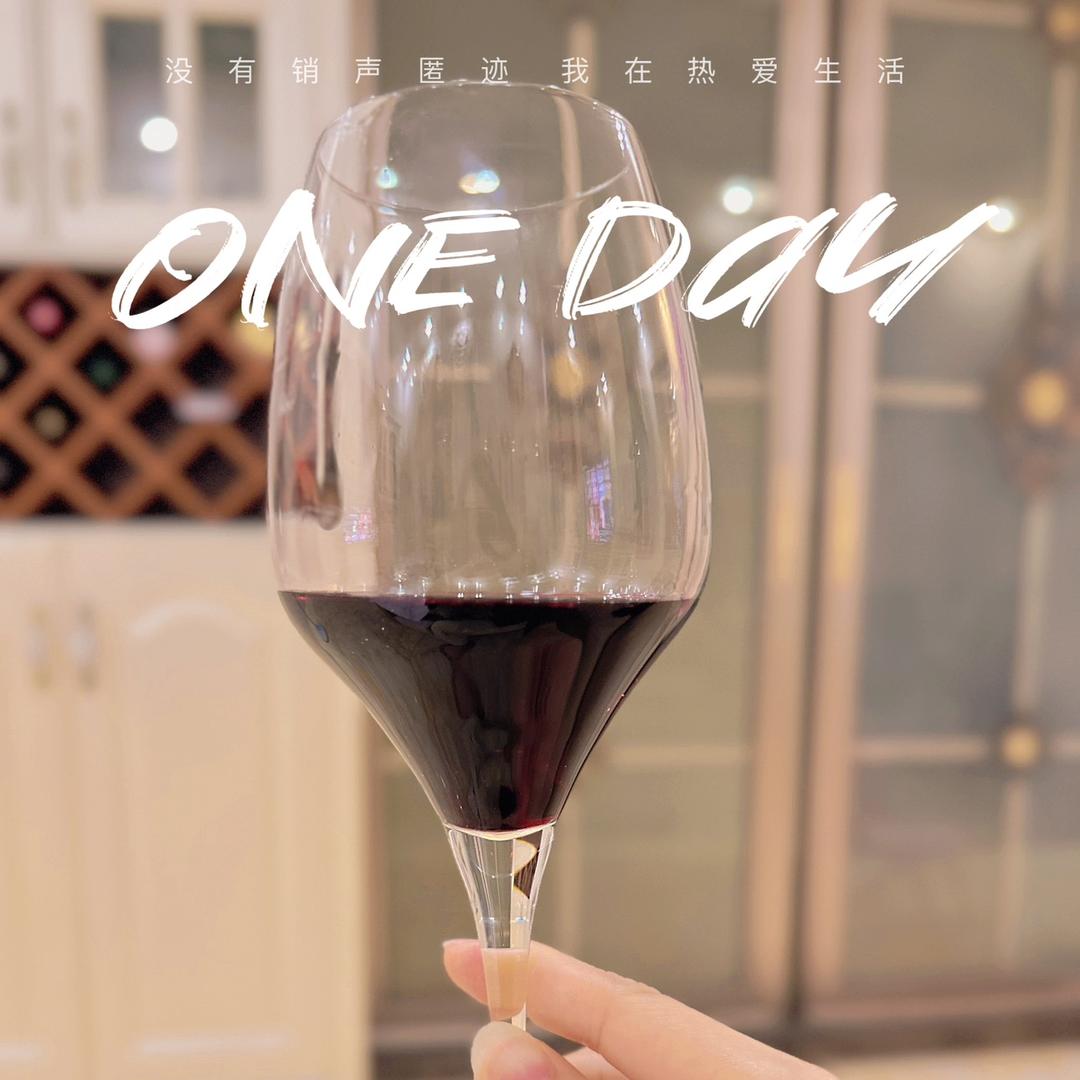 米之兰服饰 梁小姐