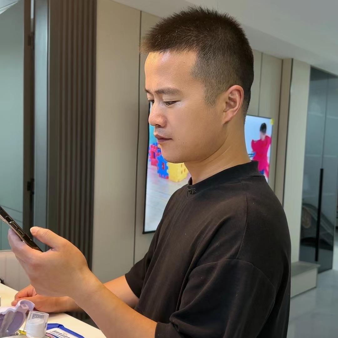 皇家宝贝（冯超）