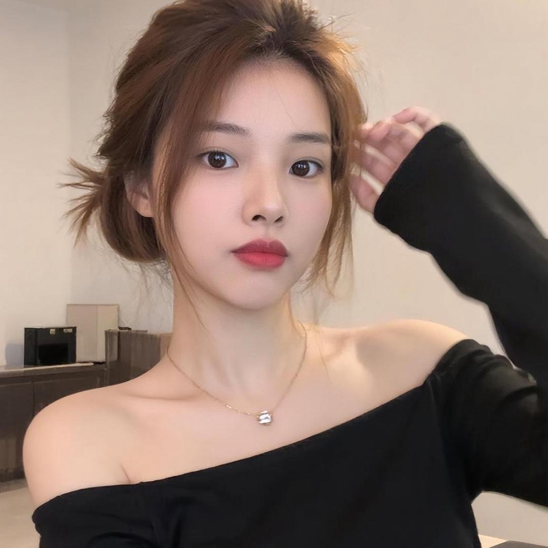 霞妹 💫