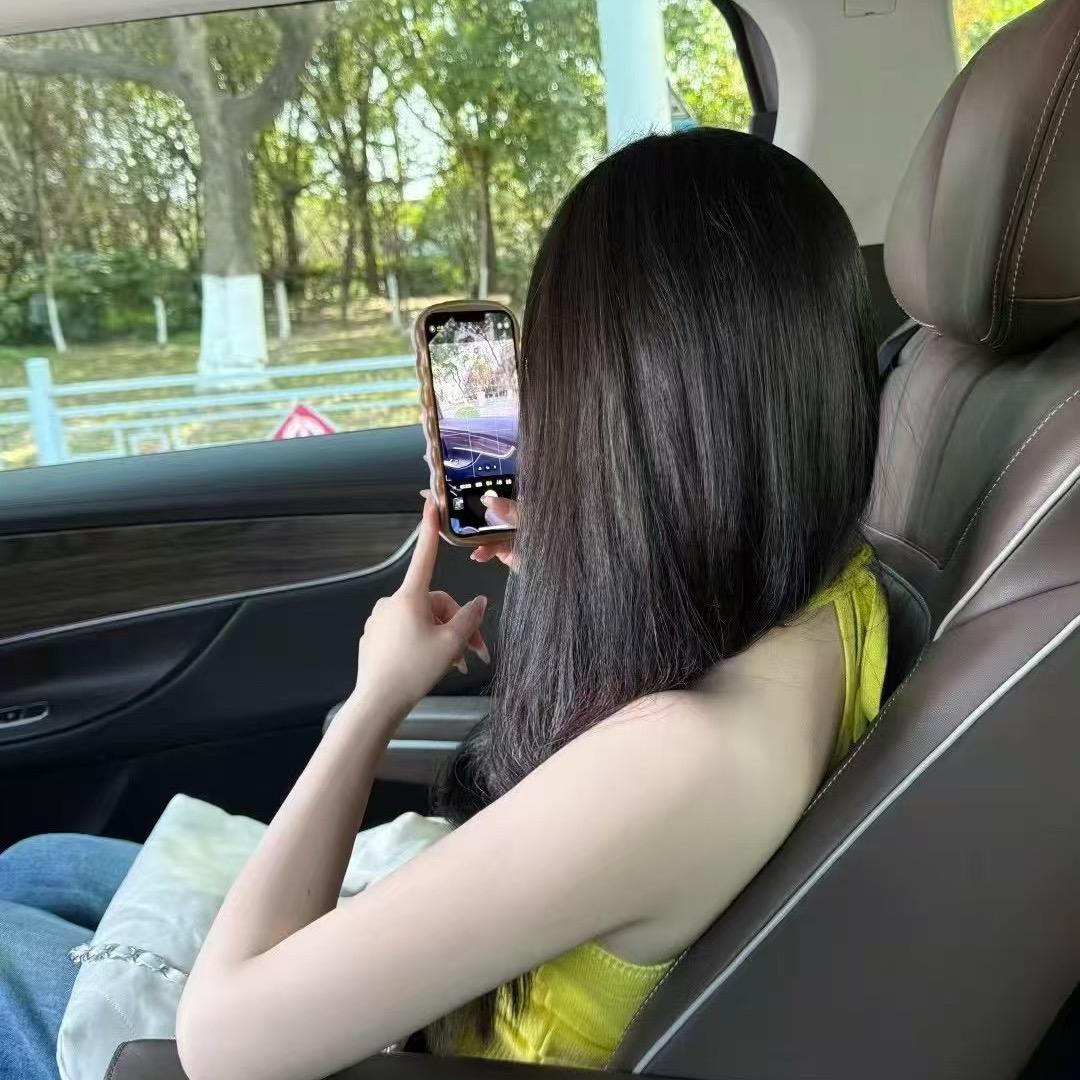 🎀小刘不姓劉🎀