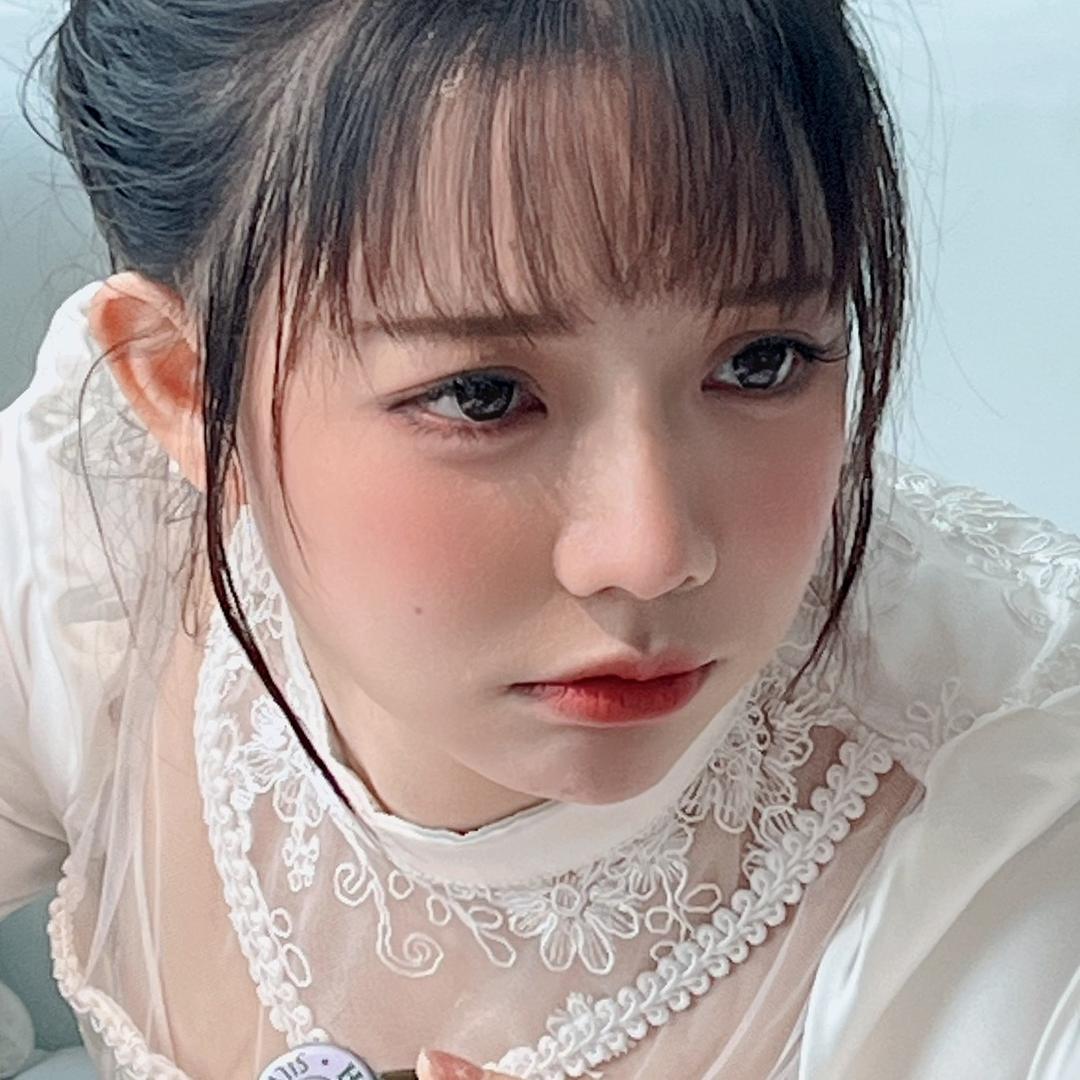 天上掉下个萌妹