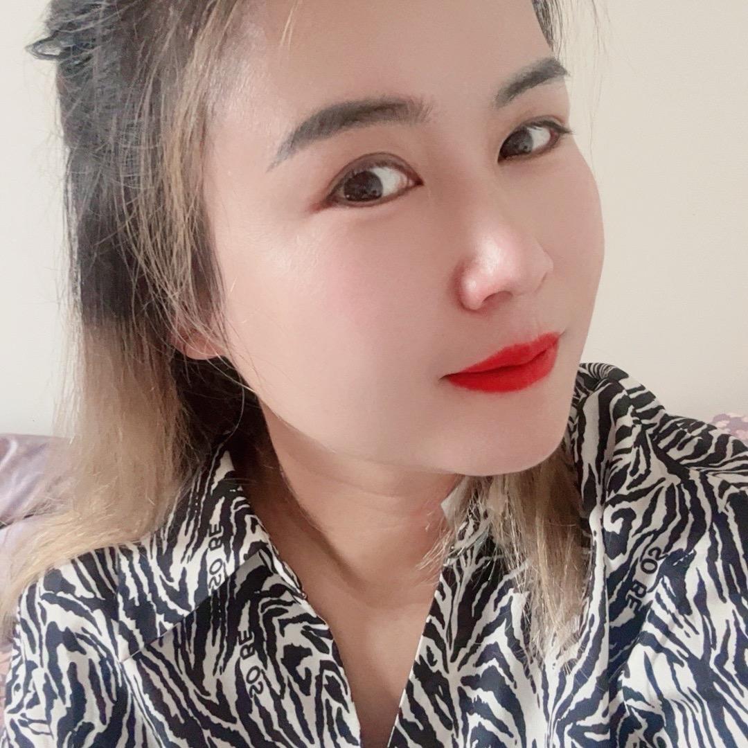 收葡萄的宾川佳儿