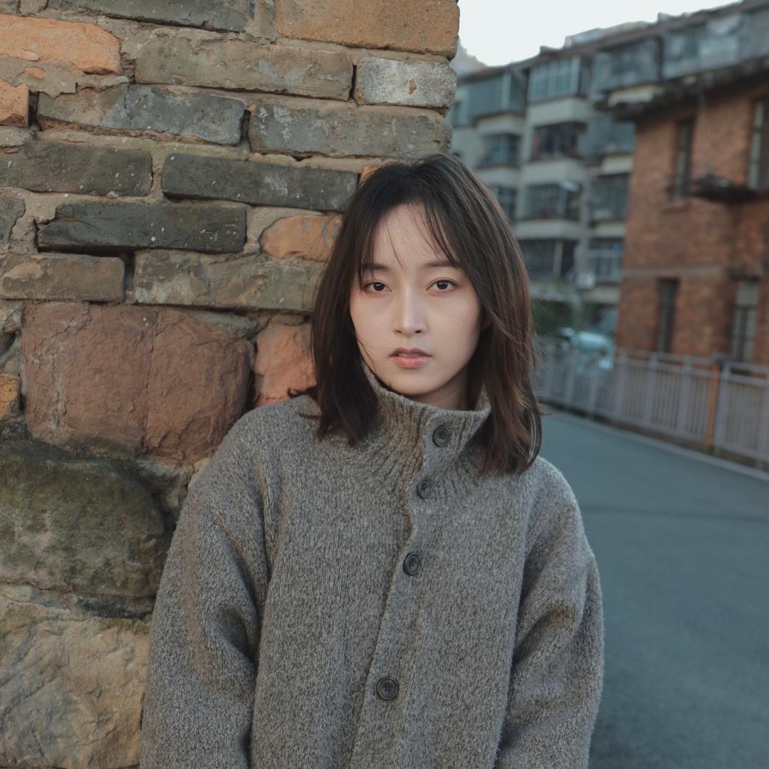 小允(摆摊拍照版)