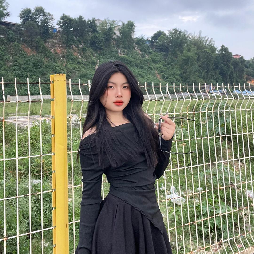 🎧Kyi jar🕷️🖤