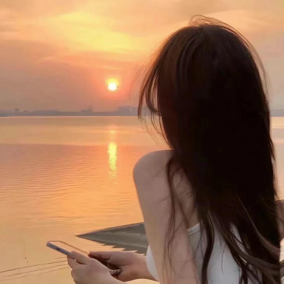 一只小凶许✨