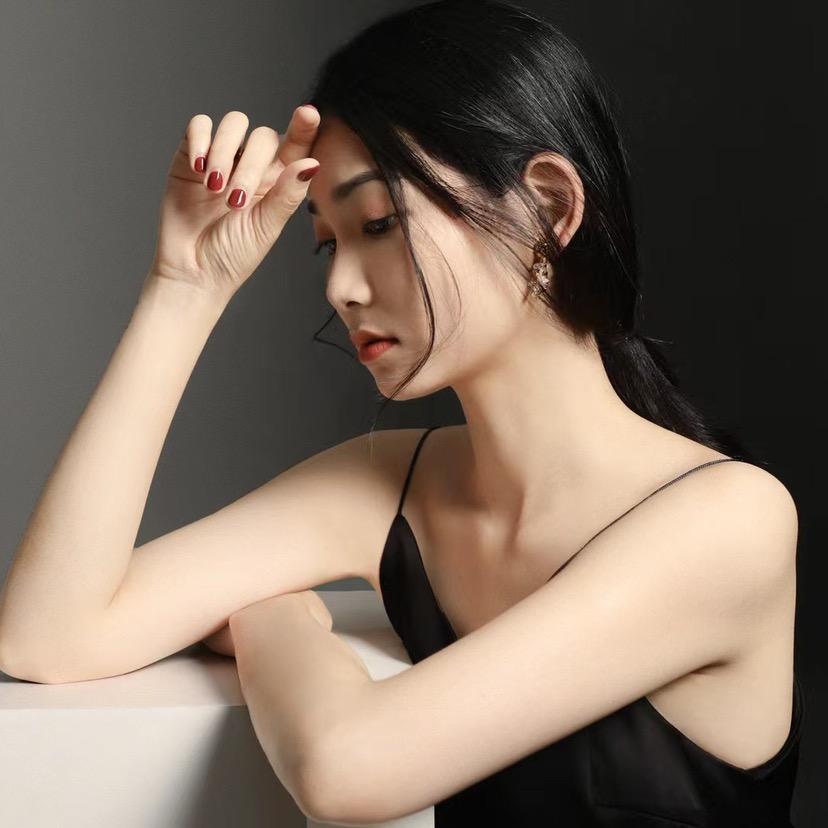 梁小楷