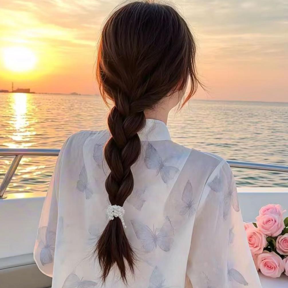 ╰つ゛ 无名小姐