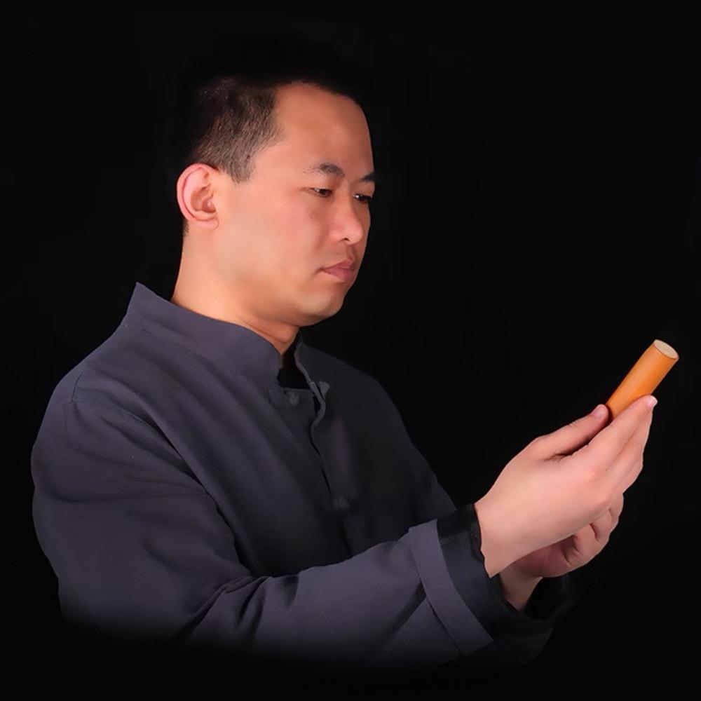 亢泽旺竹雕微刻