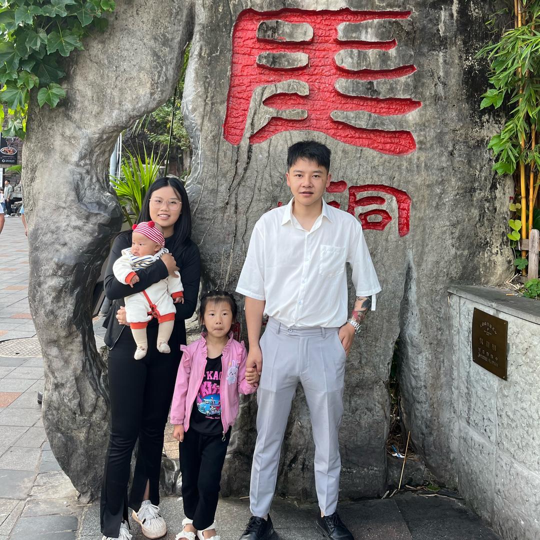 川乡小曼10号可麦洗发水