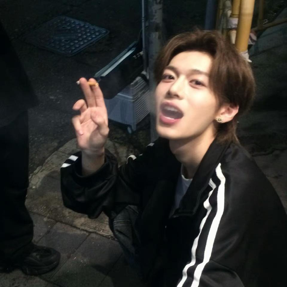 喜欢一个八倍镜～