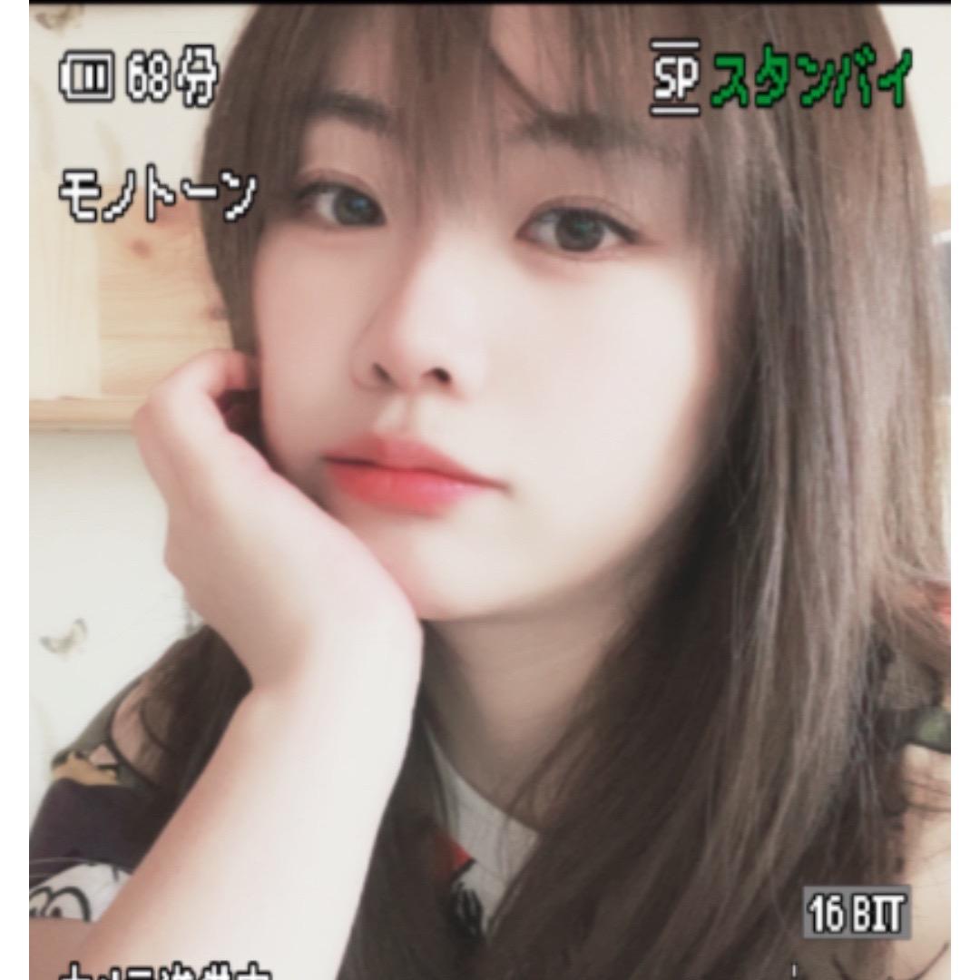 一颗葡萄桃 🍑