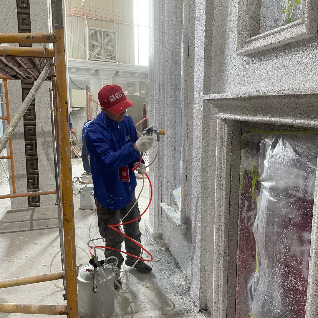 我是刚玉金牌工长唐师傅