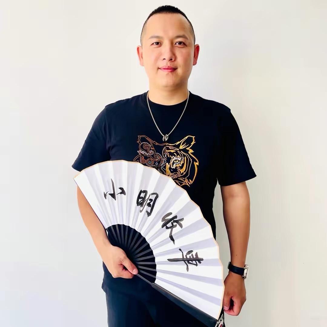 小明收车（搬至华新汽车站）