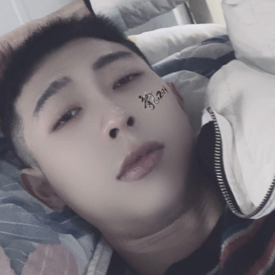 小左左