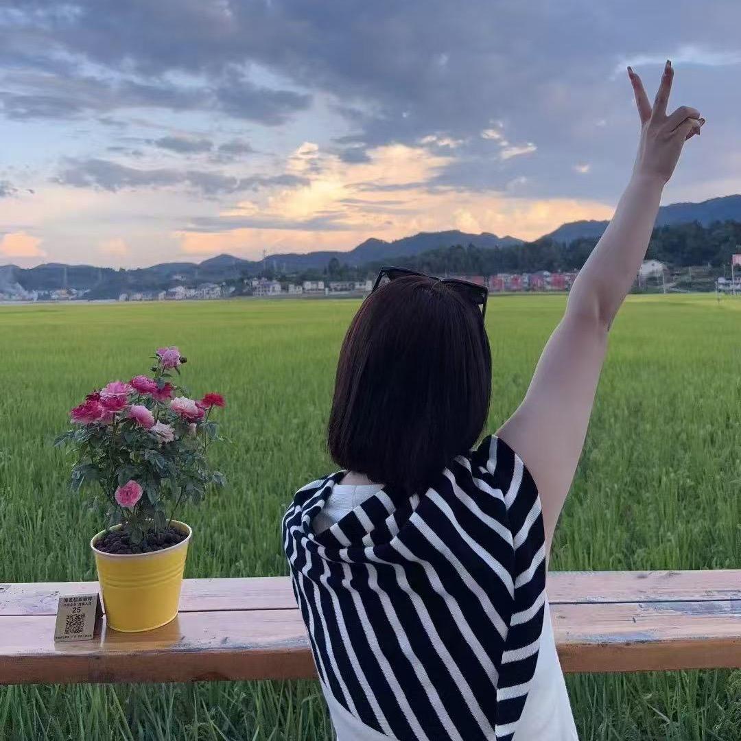 贵州融资顾问—依依