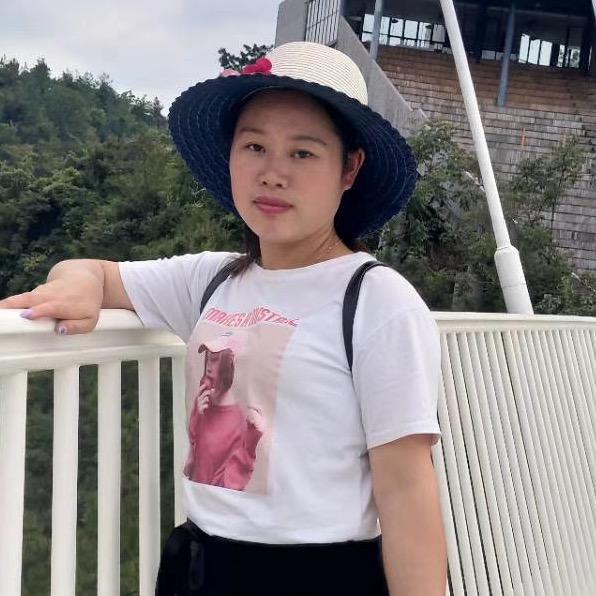 杨丽丽