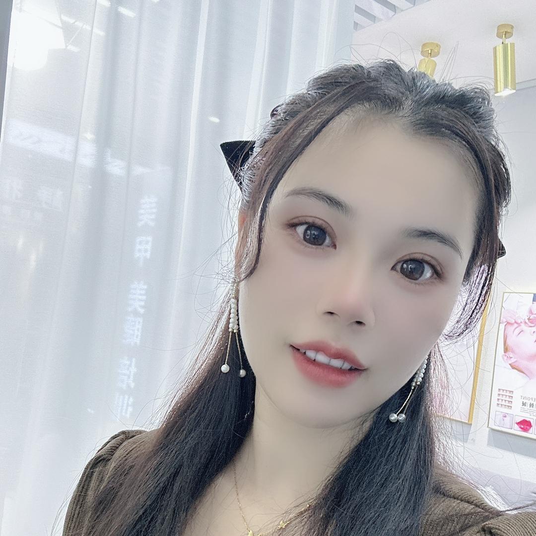 ୧⍤⃝黄小姐ꦿ꯭🐾（拒绝连赞）