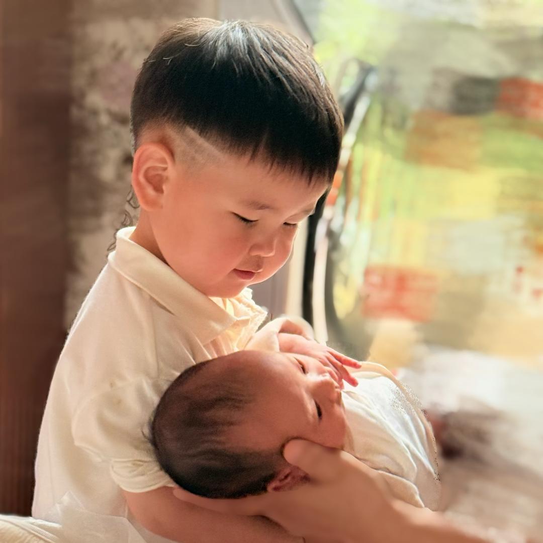 π哥和π弟👦🏻👶🏻