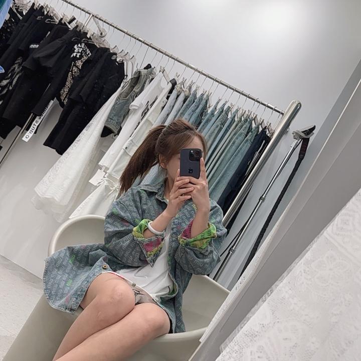 Um•有米 服装店