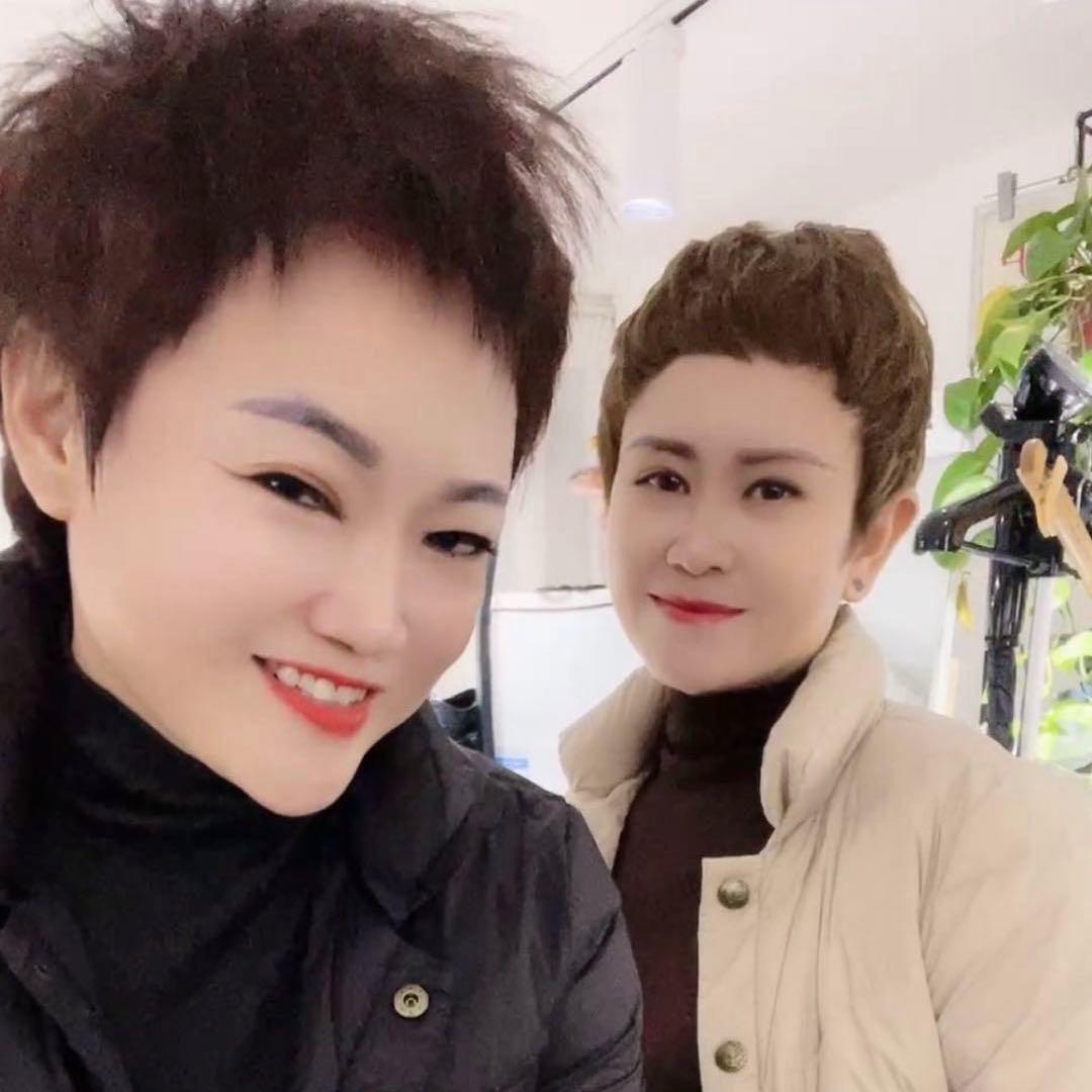 河南省新乡市爱姐服饰店