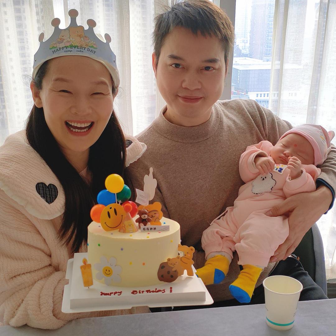 爱笑的小眼睛妈妈