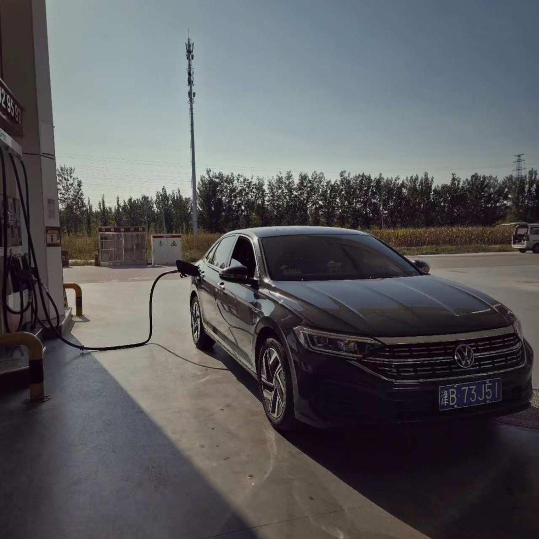 小仲的Sagitar🚗