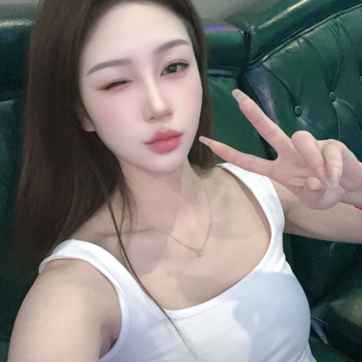 老陈名车汇 大婷