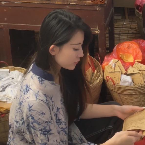 三叔公经纪人兼助理