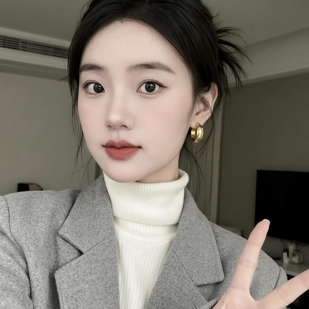 ◂ ᙚᵐⁱᒻᵉ¨̮♡⤾＂