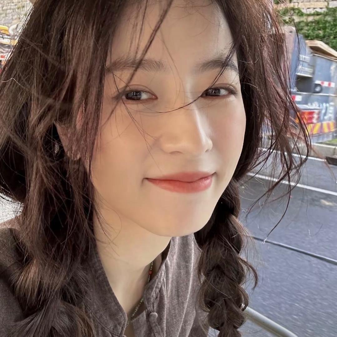 张同学👩‍🎓